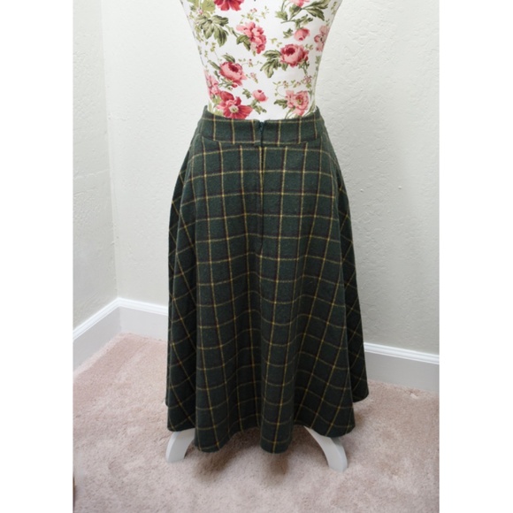Banned Retro "Ladies Day Rock" Tartan Plaid A-Line Swing Circle Skirt - Picture 3 of 4